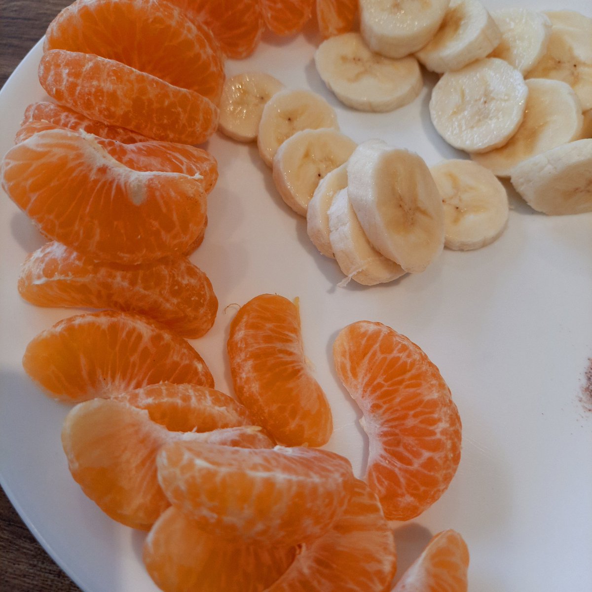 food_platter's tweet photo. #Frunch is when u have fruits for lunch https://t.co/D5JPMzDZvo