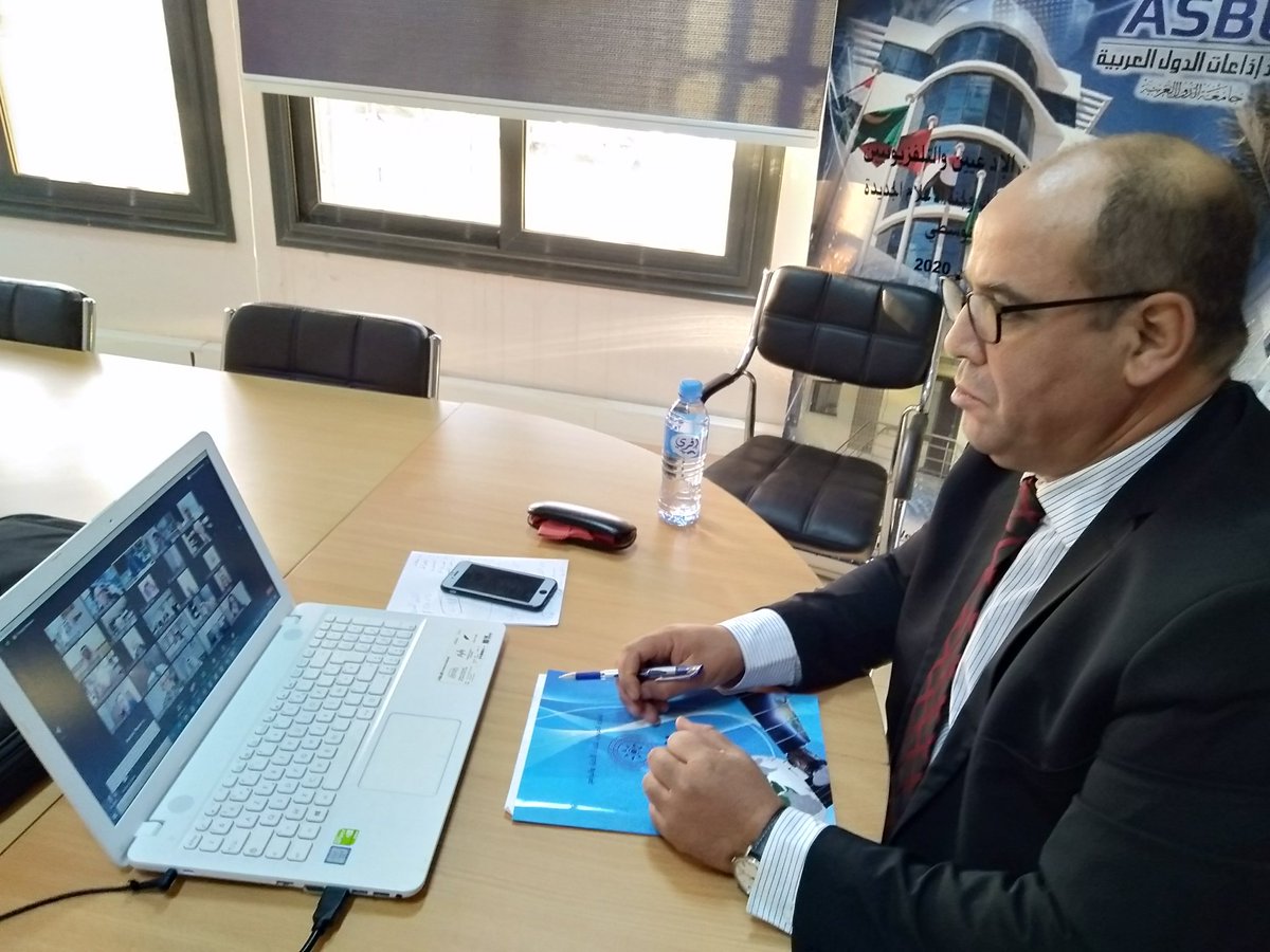 انطلقت صباح اليوم اشغال اجتماع الدورة العادية 40 للجمعية العامة لاتحاد  عبر تقنية التحاور عن بعد ZOOM برئاسة وكيل وزارة الإعلام في دولة الكويت السيد محسن العواش و حضور المدير العام سليمان عبد الرحيم و مشاركة مدير المركز  السيد محسن كريم سليماني و مدراء المؤسسات الإعلامية العربية