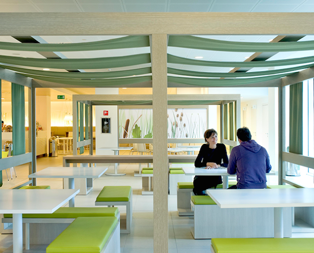 Il respiro dei nostri progetti nasce da passione, ricerca e metodo. Crediamo in un rinnovato ruolo del progettista, che valorizzi ispirazione creativa e narrativa del progetto, coniugandole con competenze distintive.
#revalue
revalue.it