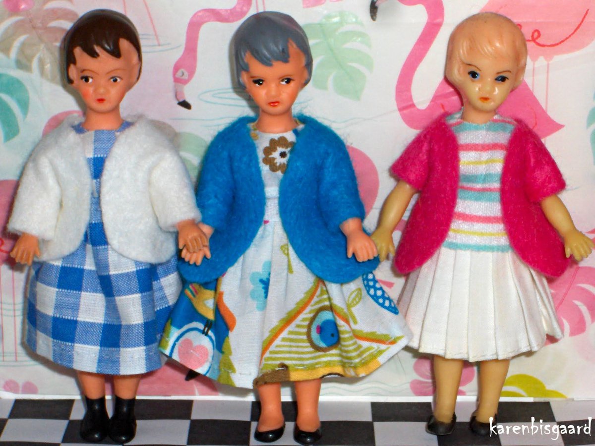 KarenBisgaard1's tweet photo. https://t.co/3oWwMTyA2F
#aridolls #haircolours #handmadeclothes #dollcollection #aridolls https://t.co/DHsOru9Qrf