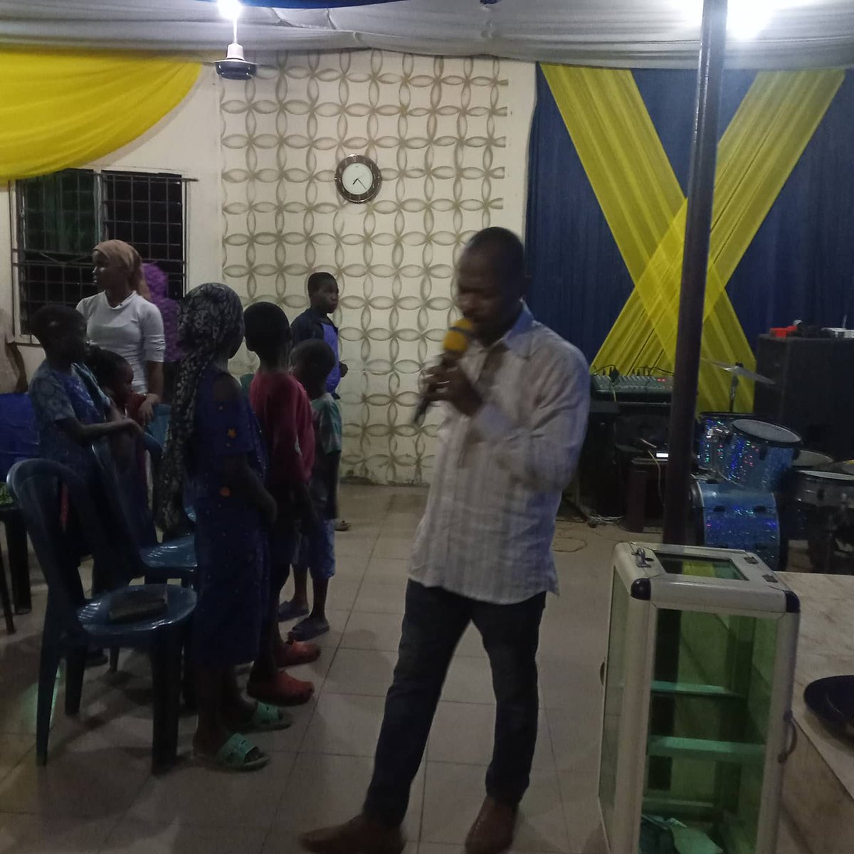 minstrelakan's tweet photo. Day 3... #8DG

...all things are possible for the one who believes!
.
.
.
#PrayerConference
#BackToBethel
#TheGloryExperience https://t.co/NrZHOWcjIw