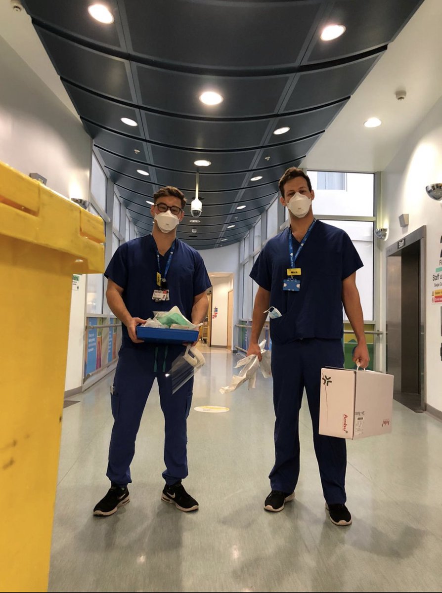 Urology_KCH's tweet photo. Your local catheter team @NickSimson1 @JAYME3190 with our new @Ambu_UK single use flexible cystoscope to an ITU near you #difficultcatheters @Ambu_Temitope @AmbuSophie https://t.co/6f1FXvR426