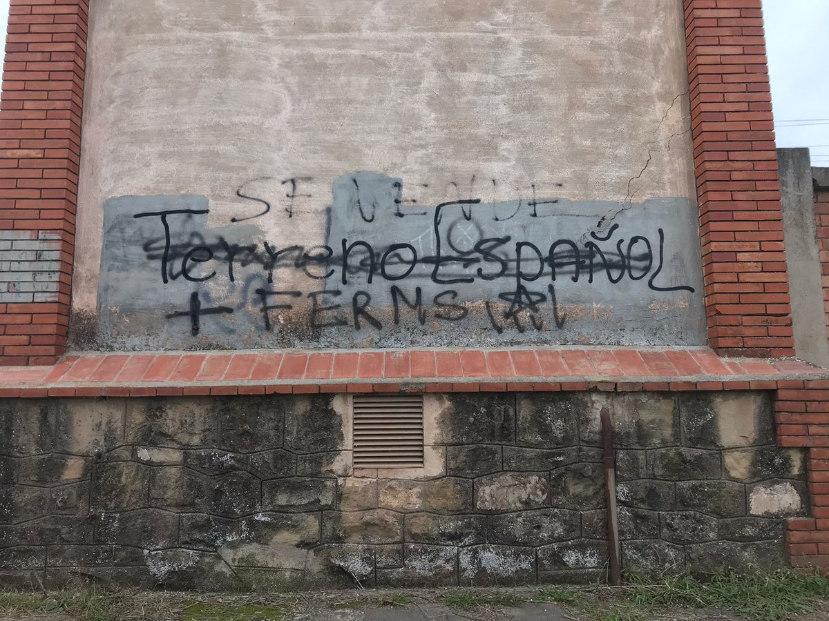 PepeConqueridor's tweet photo. #Ferms per l'#EstatCatalà
@ferms_fnc https://t.co/qhiOSk8vzt