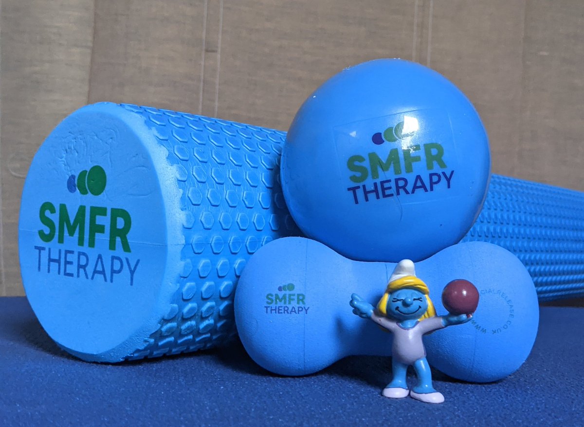 RelaxRenewUK's tweet image. SMFRTherapy (Self Myofascial Release Therapy) either as a one to one or as a class.Using a foam roller, a soft ball and a 'peanut' to help you find ways to ease tension, improving your inner awareness (interception) and increase flexibility. Not just for smurfs
 #smfrtherapy #mfr