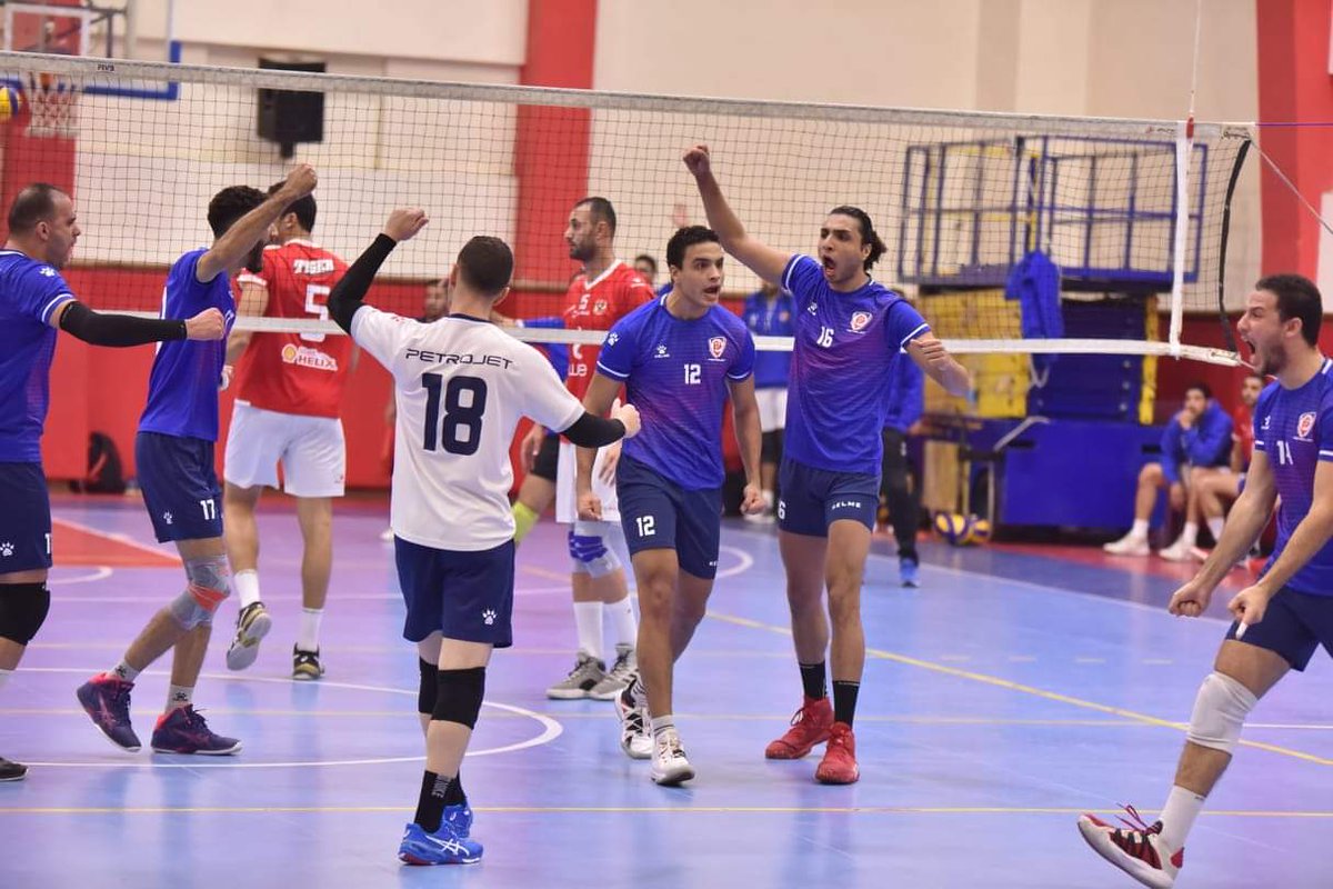 AZABJR1's tweet photo. Never lower your head💯
.
.
.
.
.
#volleyballplayer #monsterblockparty #beachvolleyballplayer #volleyballteam #fitness #fitnessmotivation #modenavolley  #perugia
https://t.co/mN4MnXKHUs https://t.co/tbiWPY9qfN