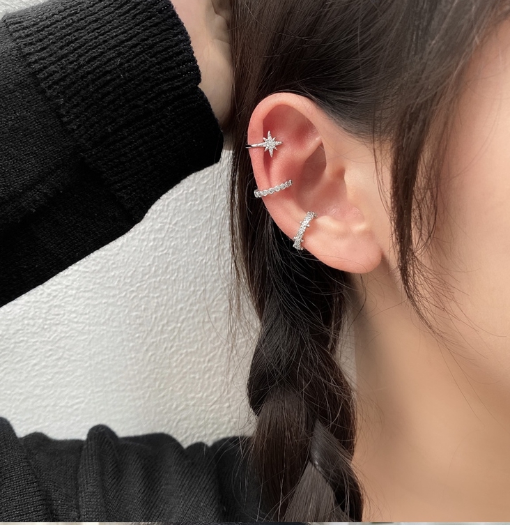 PreJira's tweet photo. เปิดพรี ต่างหูหนีบ วิ้งๆ🌟🌟🌟 ไม่ต้องเจาะให้เจ็บก็สวยได้น้าา

ear clip มี 3 แบบ  
❤ 1 ชิ้น 115 บาท
❤ ทั้งset 3 ชิ้น 159 บาท

สวยจริงรีวิวเค้าคือดีงาม 
😆😆😆
#ต่างหู #ต่างหูหนีบ #ต่างหูเกาหลี #ต่างหูkpop #ต่างหูเเฟชั่น #ต่างหูห่าง #ของขวัญวันเกิด #ของขวัญวาเลนไทน์ https://t.co/U11KhGHzLS