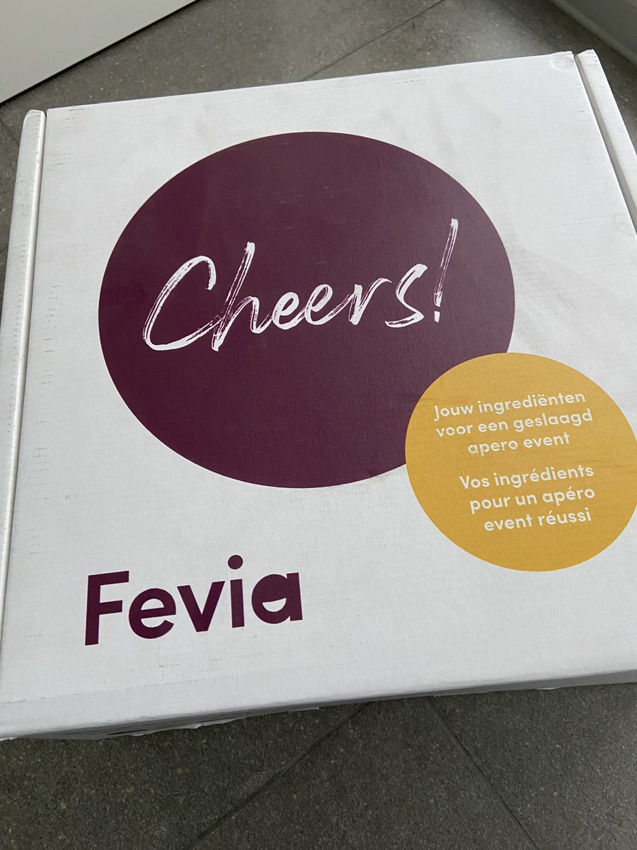 KarlBoumans's tweet photo. Dat noemen ze nu welkom in de #lekkerstesector 😜🤪
Thx @fevia_be @BartBuysse #Fevia en partners #cheers #foodheroes @Food_be #smallcountrygreatfood #food
...dat maakt het werken @FlandersFOOD #FlandersFOOD toch lekkerder 😋 https://t.co/IQkCZdff61