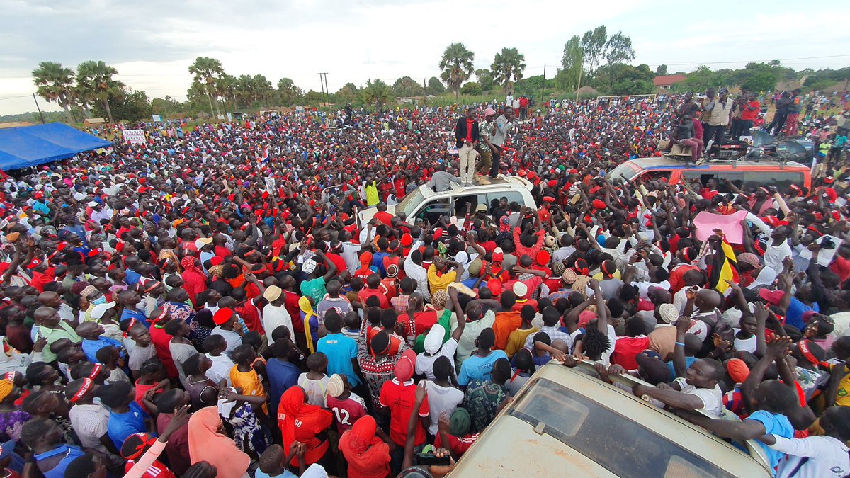 ism_sk's tweet photo. @OfwonoOpondo @baryamureeba #Forass We are Going to Vote @HEBobiwine #Kyagulanyi4President Tested To Restore Our #Constitution #DefendDemocracy #Fight #Corruption https://t.co/wWHh9NC1Rn