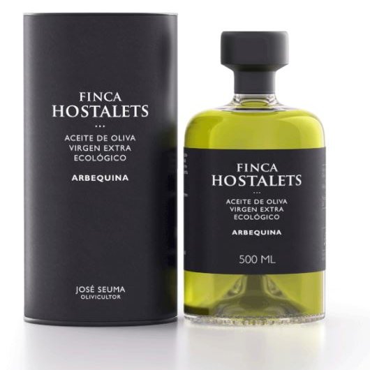 Savour the flavours of the #Mediterranean with our exclusive extra virgin olive oil 🫒🫒

📲 Visit us at fincahostalets.com

#oliveoil  #aove #dubailifestyle
#foodie #emirates #arabicfood #luxury #spanishfood #mediterreneanfood
#dubaieats
#foodblogger
#foodphotography
