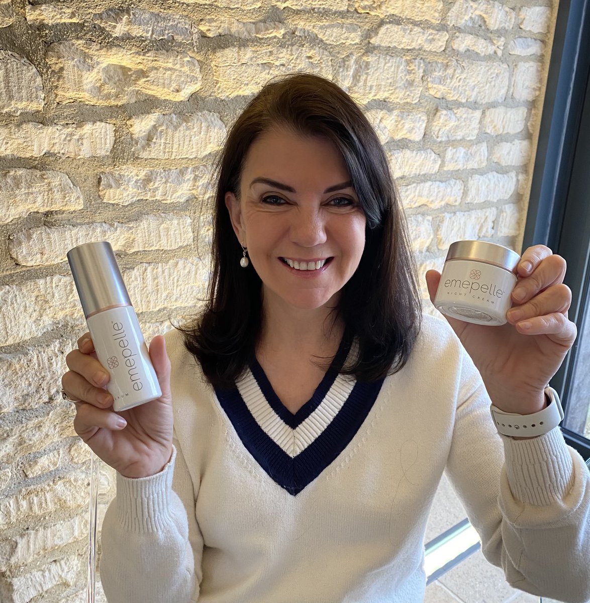 DrDawnHarper's tweet image. I love these ⁦@AesthetiCareUK⁩ products so much, I’ve started working with them &amp;amp; they are offering you 10% discount with code EMEP070 #spon