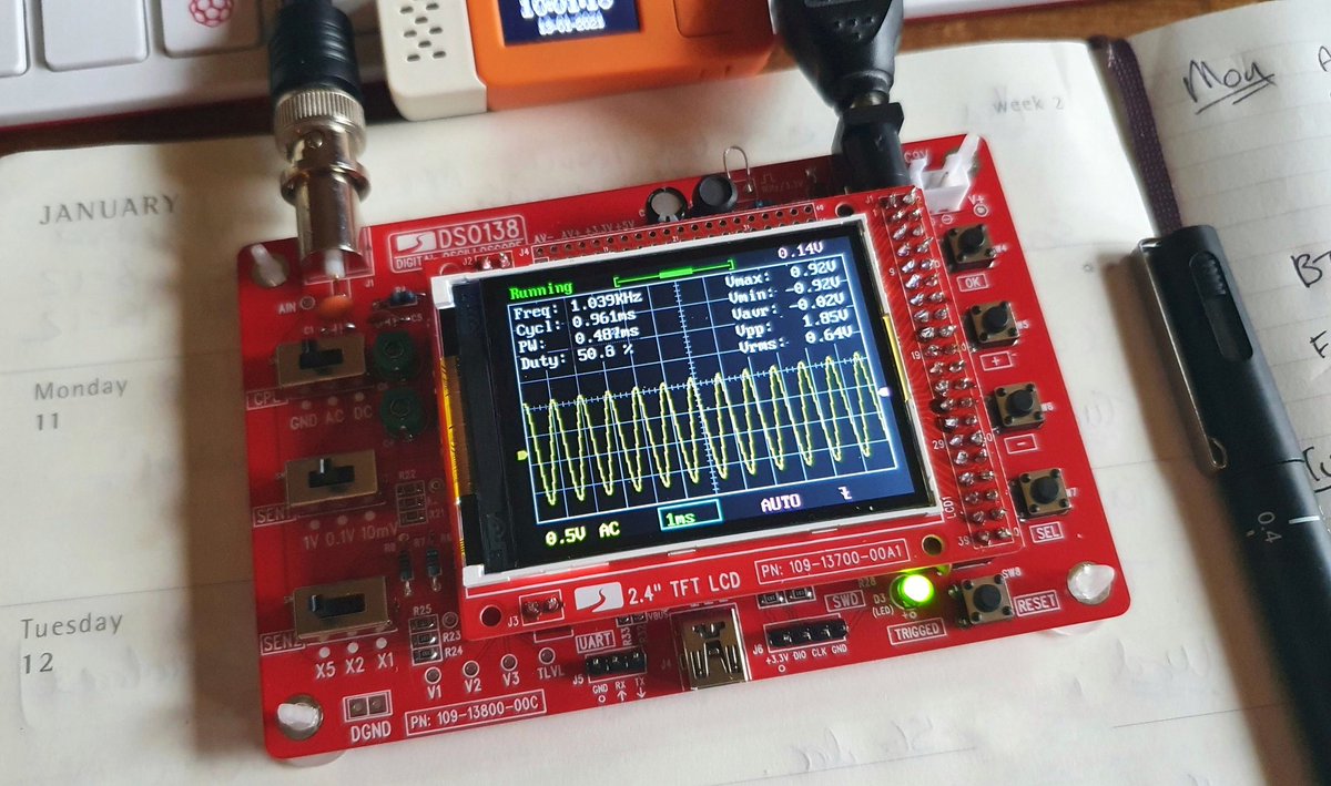 Chronos_ChrisF's tweet photo. Discovered this tiny oscilloscope kit #dso138 from JYE Tech. Took me less 2h to build worked first time (soldering skills still "not bad" 😂) #STEM #education #electronics https://t.co/ISlwstahlR
