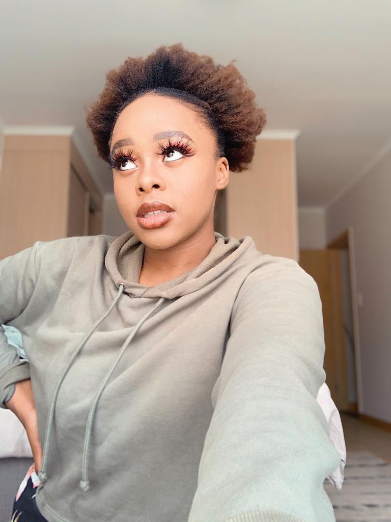 LeleDlamini2's tweet photo. Dropped the wig and dyed my hair.... https://t.co/JxzZEo1sW2