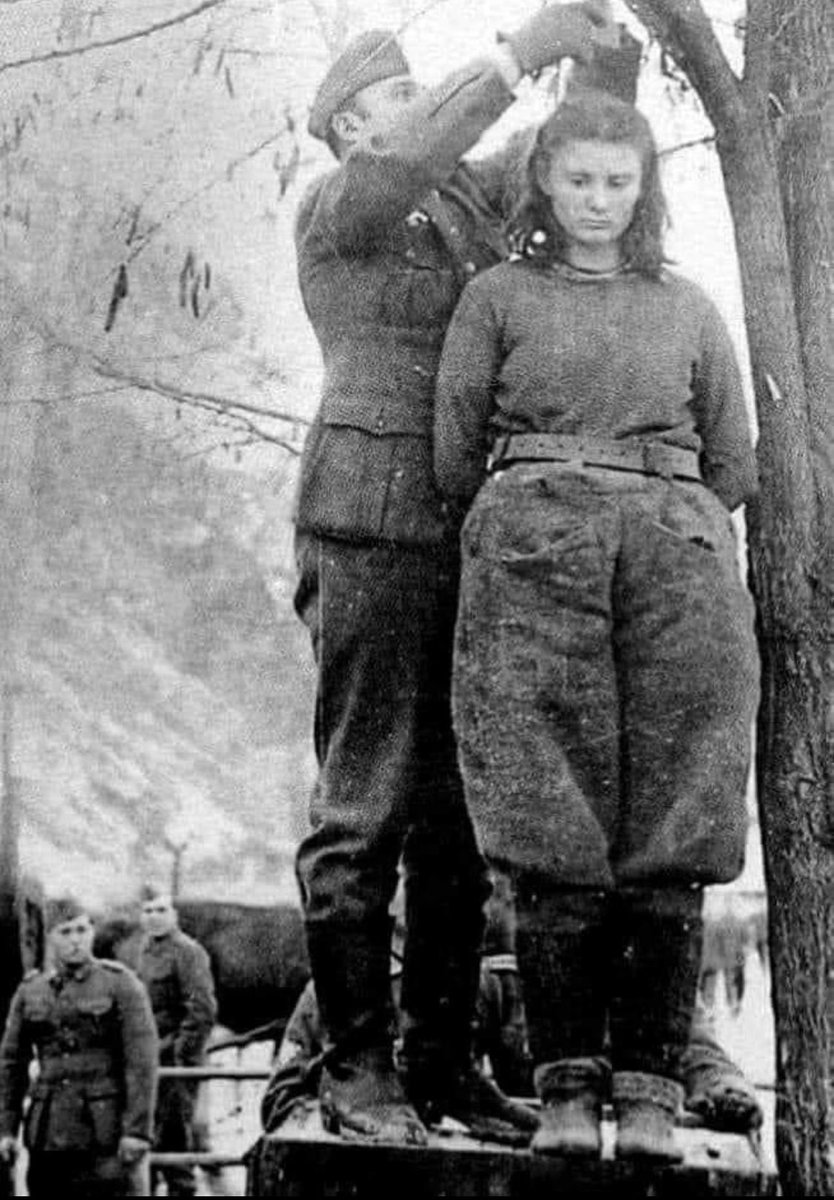 1/5 Woke up thinking of her today. This 17-year-old girl chose to die rather than accept Socialism and name her anti-Nazi associates in February of 1943. . Every kid in the USA should see this photo and be taught about this girl's fate and the choices she made...