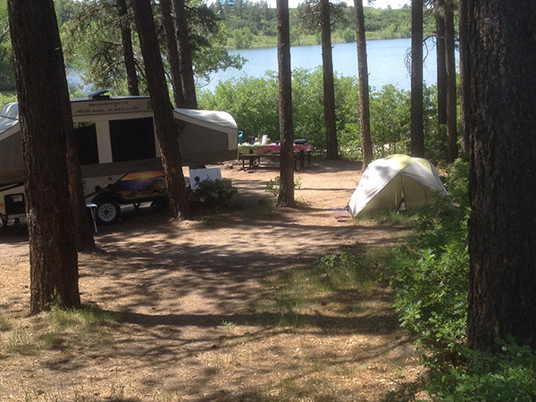 OutdoorNews's tweet photo. Increased outdoor recreation amid pandemic takes environmental toll. @COParksWildlife #COVID #pandemic #outdoors https://t.co/1IdkONgCsr https://t.co/gllGatNhV3