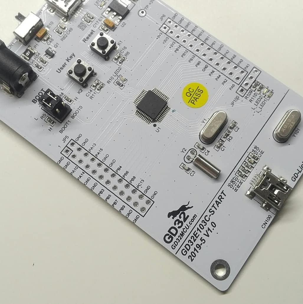 tamhanna's tweet photo. #GigaDevice #gd32f103 is widely used on other #gd32 and #gd32vf #evaluationboard designs. A #crystaloscillator and a few #passivecomponents are all you need to create a #GDLink #programmingdevice, which can then talk to almost all #GigaDevice…

📸 https://t.co/3g2LxrmUsc https://t.co/05jASPjUg6