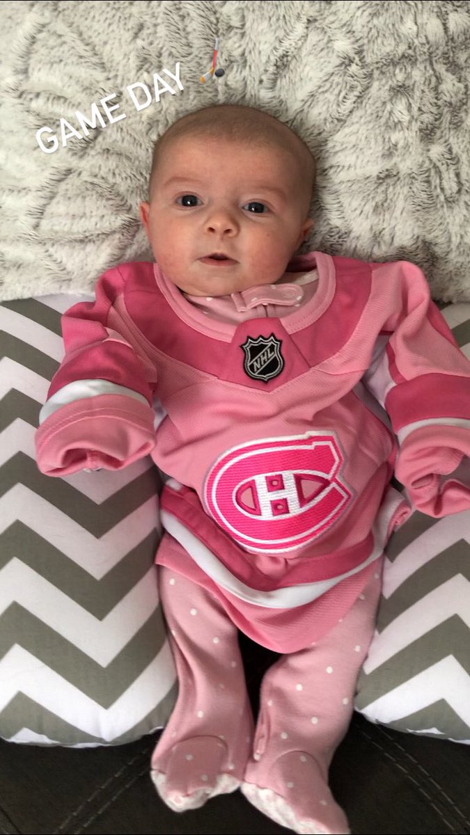 AlisonSquires14's tweet photo. @CanadiensMTL @Bell_FR Game day ready https://t.co/dj4130ZDOP