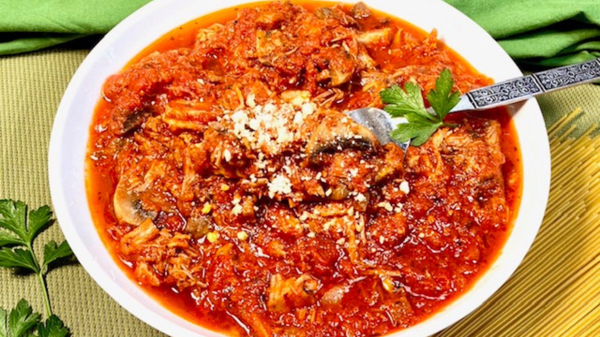 MojoLechonera's tweet photo. When Chef @lbonwill shares her pulled pork recipe options with us, we can't help but share! This time, she has outdone herself with a traditional Italian dish using our Natural Mojo! Check it out here: https://t.co/Tl0cq2xndl
#WhatToEatWednesday #NaturalMojo #GlutenFree #NoMSG https://t.co/u7dRisNifN