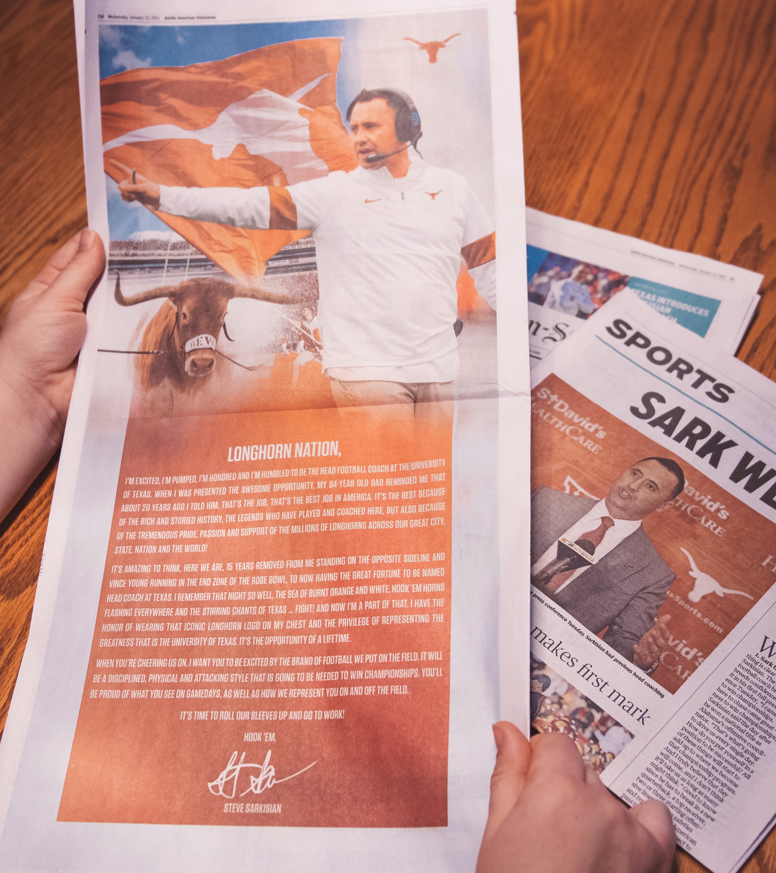 Ern4rW-W8AESTxr?format=jpg&name=4096x409