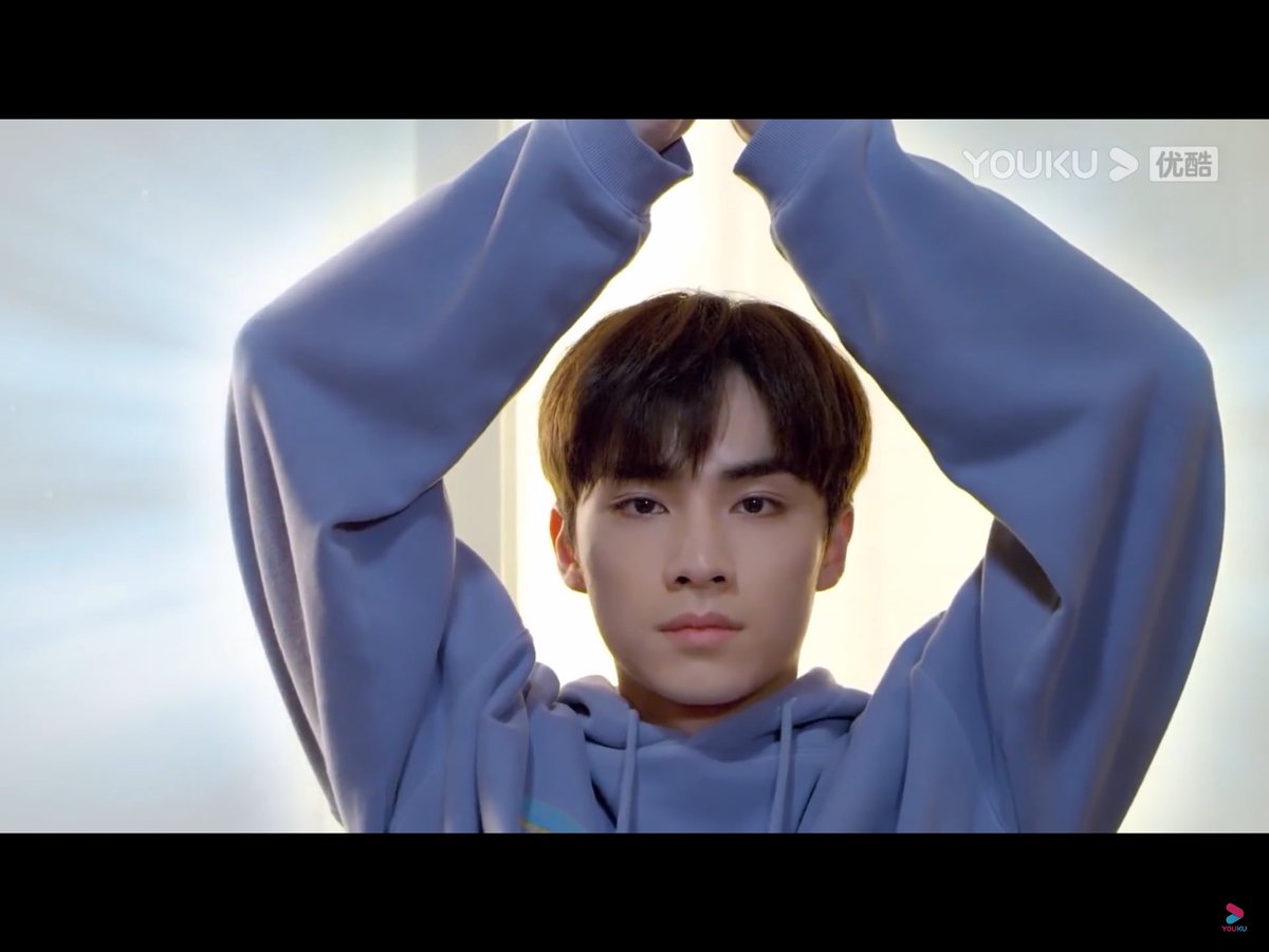 แสงสว่างข้างหลังคือไรก่อน55555555555