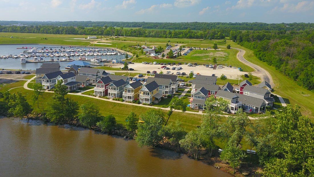 HeritageHarbor's tweet image. It's never too early to book your next getaway! Book your stay at @Harbor Inn - cottage rentals by heritage harbor  here: zcu.io/DPDq