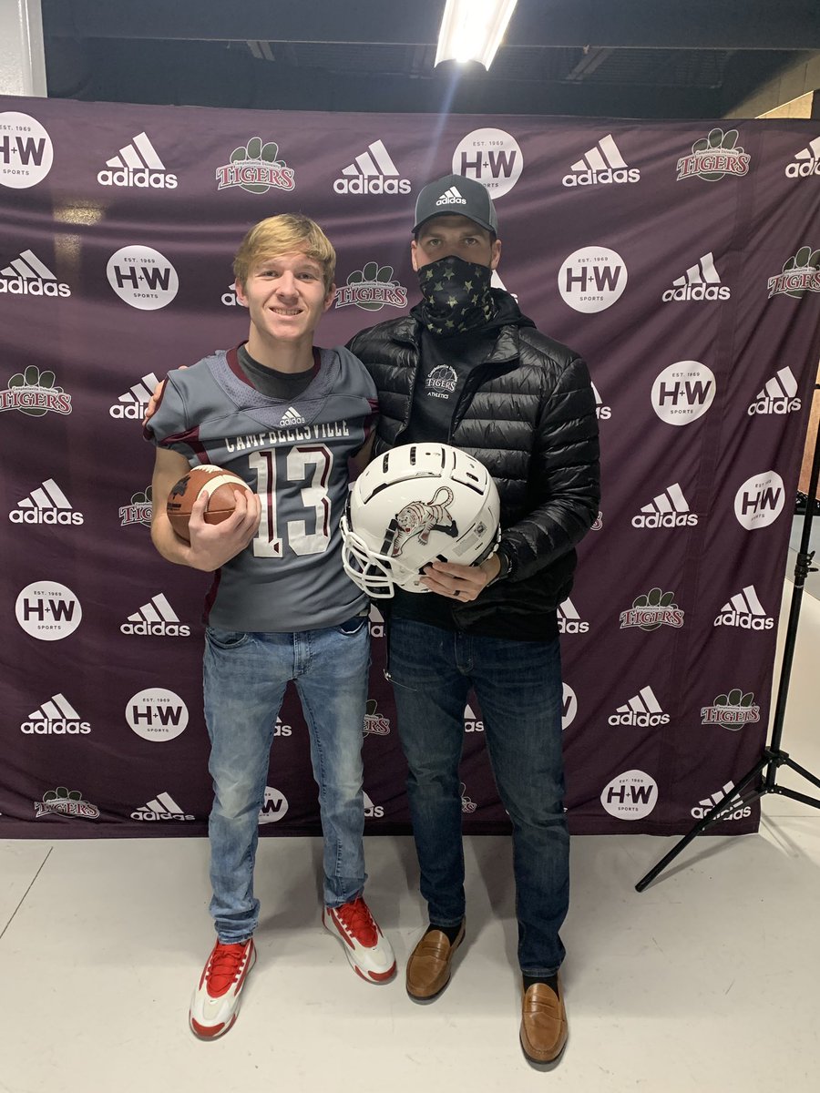 BGrabowski13's tweet image. Great visit today to Campbelsville University! I really enjoyed touring the campus and facilities and seeing what the school is all about. I look forward to coming back!🔴⚪️ @CvilleTigersFB @CoachHBrown8 @PerryThomasCU @CSmithScout @QBHitList @AppalachiaPrep @Dabigman41 @BVEvery