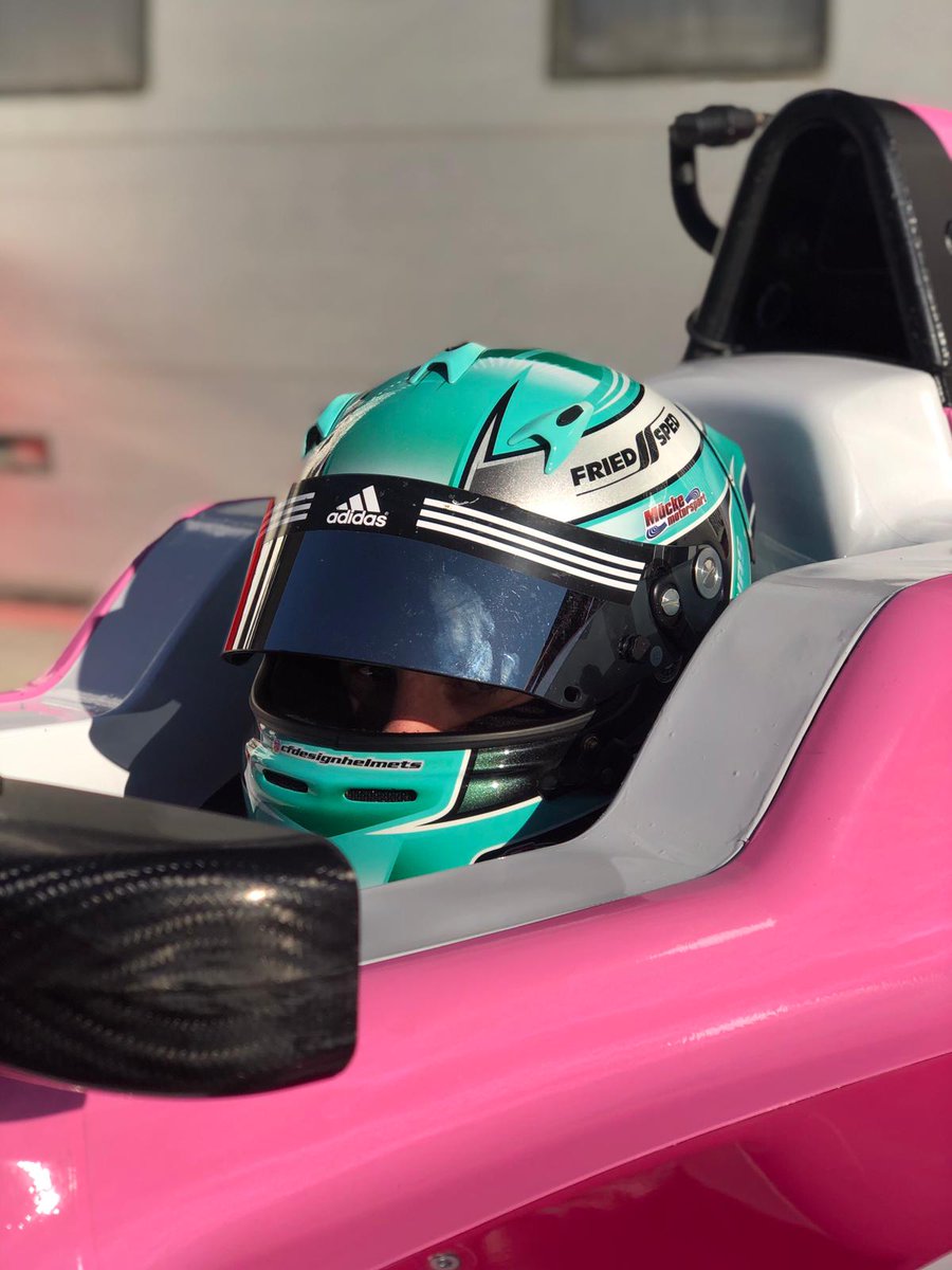 MMosport's tweet photo. #FreeDay - #Beach vs #Racetrack ➡️ 0:1
Thanks to #n7simlab for prep our drivers #JonasRied & #FrancescoBraschi before #RACEDAY 1 @Dubai_Autodrome
#F4UAE #BWT #NewTalents #Formel4 #Motorsport #Racing #F4 #Tatuus #Abarth #Race #MMsport #Sim https://t.co/E3C8WCiK1l