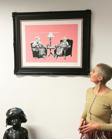GalleryYield's tweet photo. #yieldgallery creative director Daisy with the iconic Grannies from #Banksy  who undoubtedly is the most famous street artist in present time.

#art #ArtistOnTwitter #StreetArt #London https://t.co/R6bJ3qp6Ar