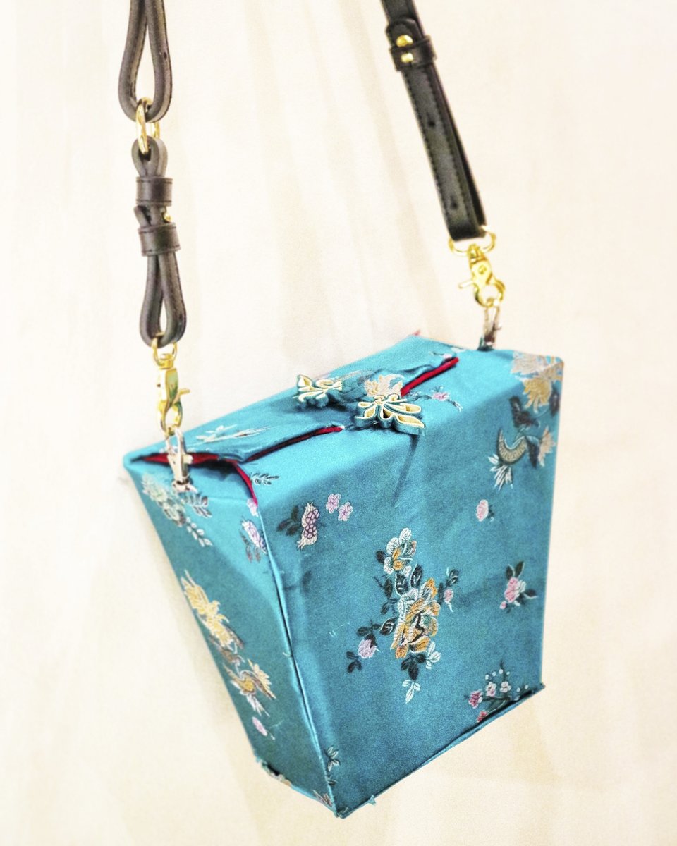 cutoutandkeep's tweet image. 🐉#ChineseNewYear: #TakeOutBox Clutch by @CatMorley - cutoutandkeep.net/projects/take-…

#china #chinese #newyear #chinesenewyearideas #howto #crafting #craft #crafts #crafttutorial #crafttutorials #make #diy #tutorial #tutorials #crafter #bag #bagmaking #diybag #fashion #diyfashion
