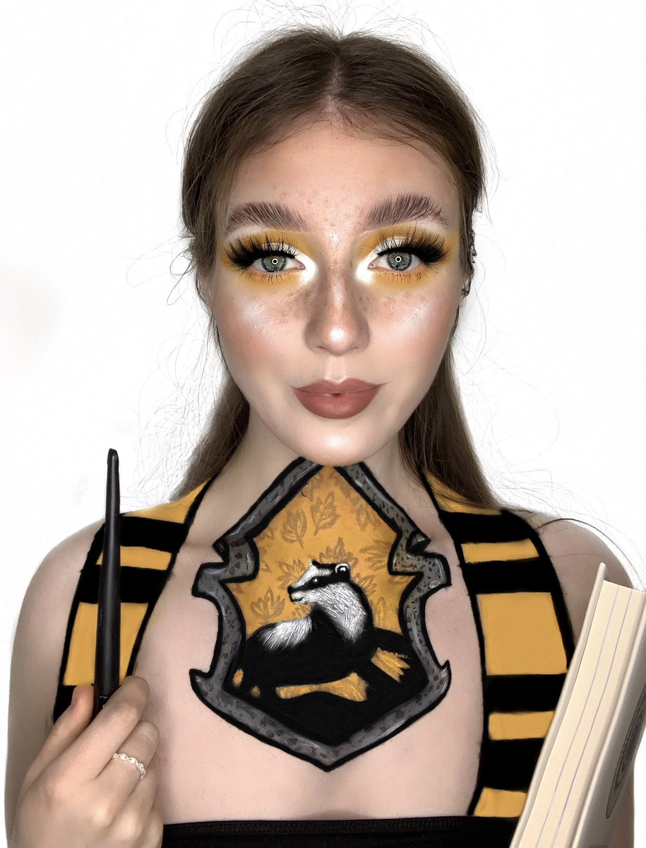 ScarletKo1's tweet photo. @jessielynniac Amazing! I did Harry Potter on my ig too! 🌸 https://t.co/Y8c0nlsnTB