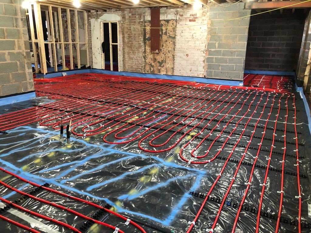 nichefloor's tweet photo. 📍Gatley
🏠 129m2 Extension/Renovation
🔥 Proline/Slimline 40 #ufh System
💧 Cemex Supaflo #Screed

Great to be back with a regular client for their first contract of 2021 with us https://t.co/i4OpdEhRm7