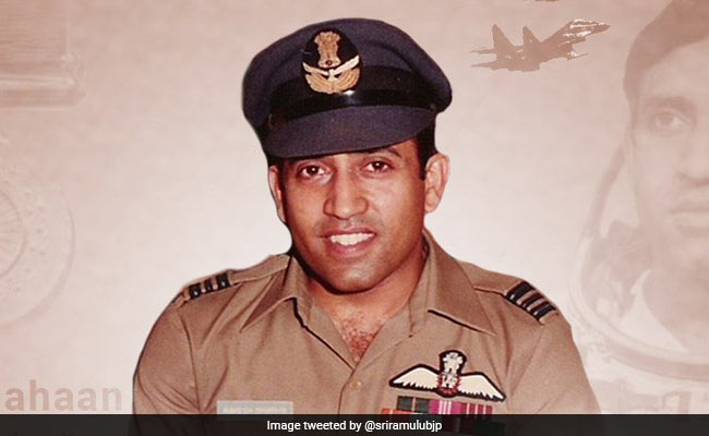 On Rakesh Sharma\s Birthday, Clip Of Sare Jahan Se Accha Floods message  