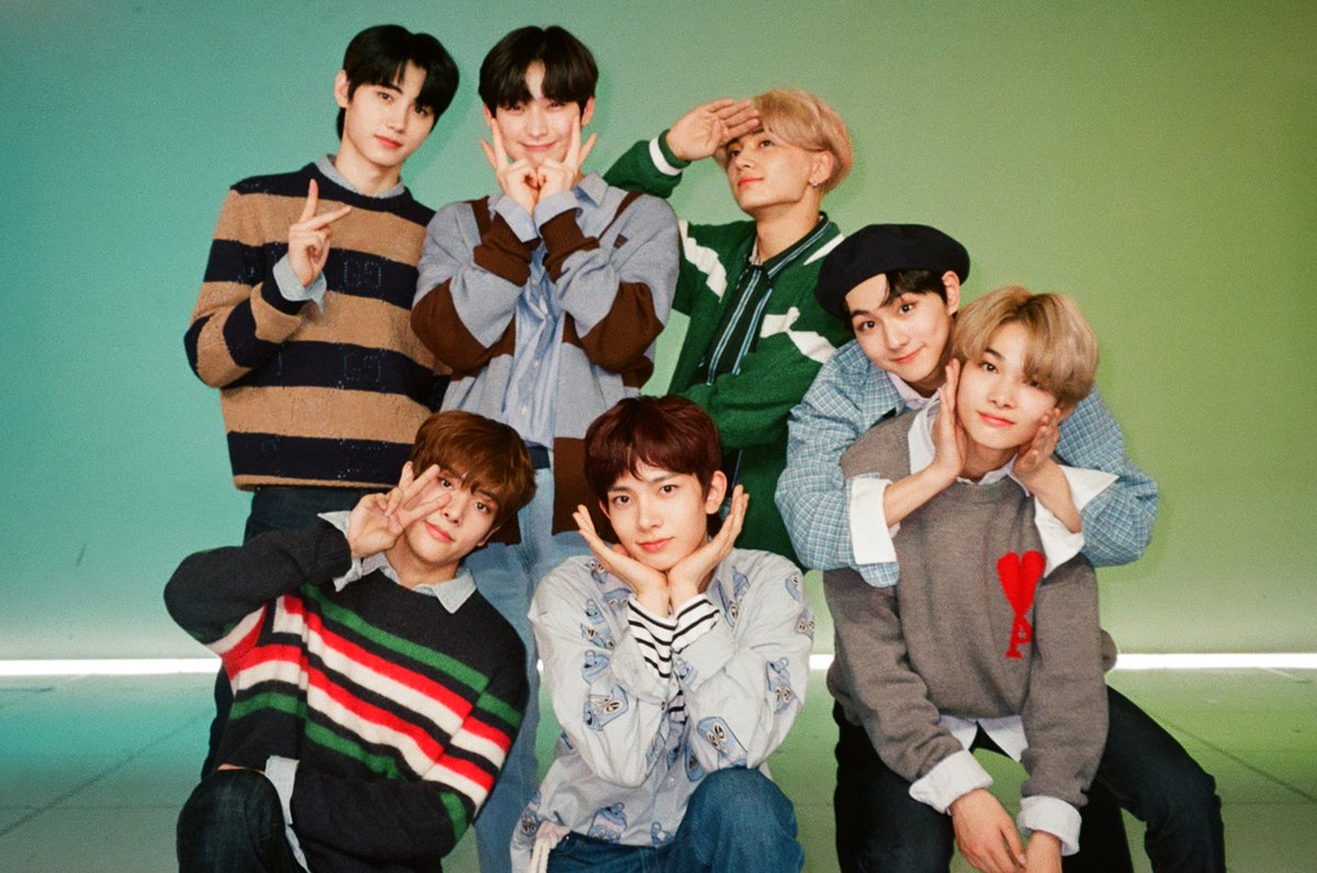 енхайпен байт ми. K pop группа enhypen. енхайпен байт ми. группа enhypen 2021. Enhypen 2022.