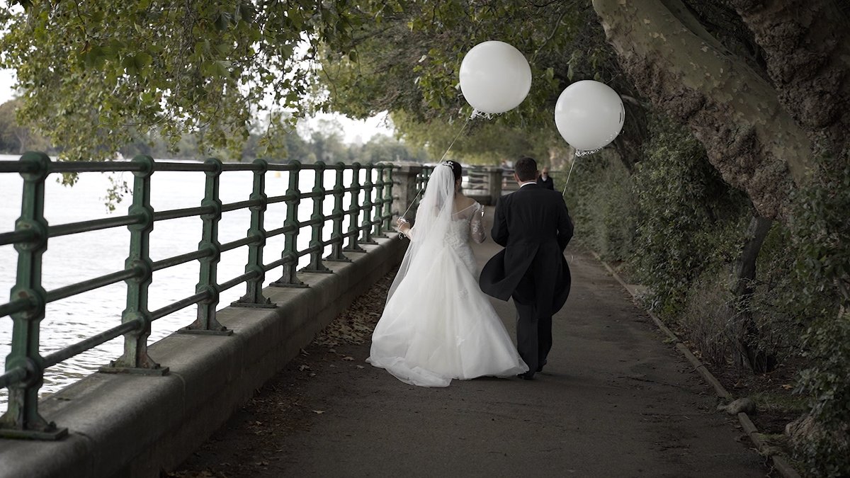 TweetCastleGate's tweet photo. #love #instawedding #weddingvideography #weddingvideographer #videographer #videography #weddingvideo #surreyweddingvideographer #weddingfilm #weddingfilms #weddingideas #wedding #weddings #bridetobe #bride #groom #weddingday #weddingdress #fpcelebrations #fulhampalace https://t.co/uazPMW2Iek