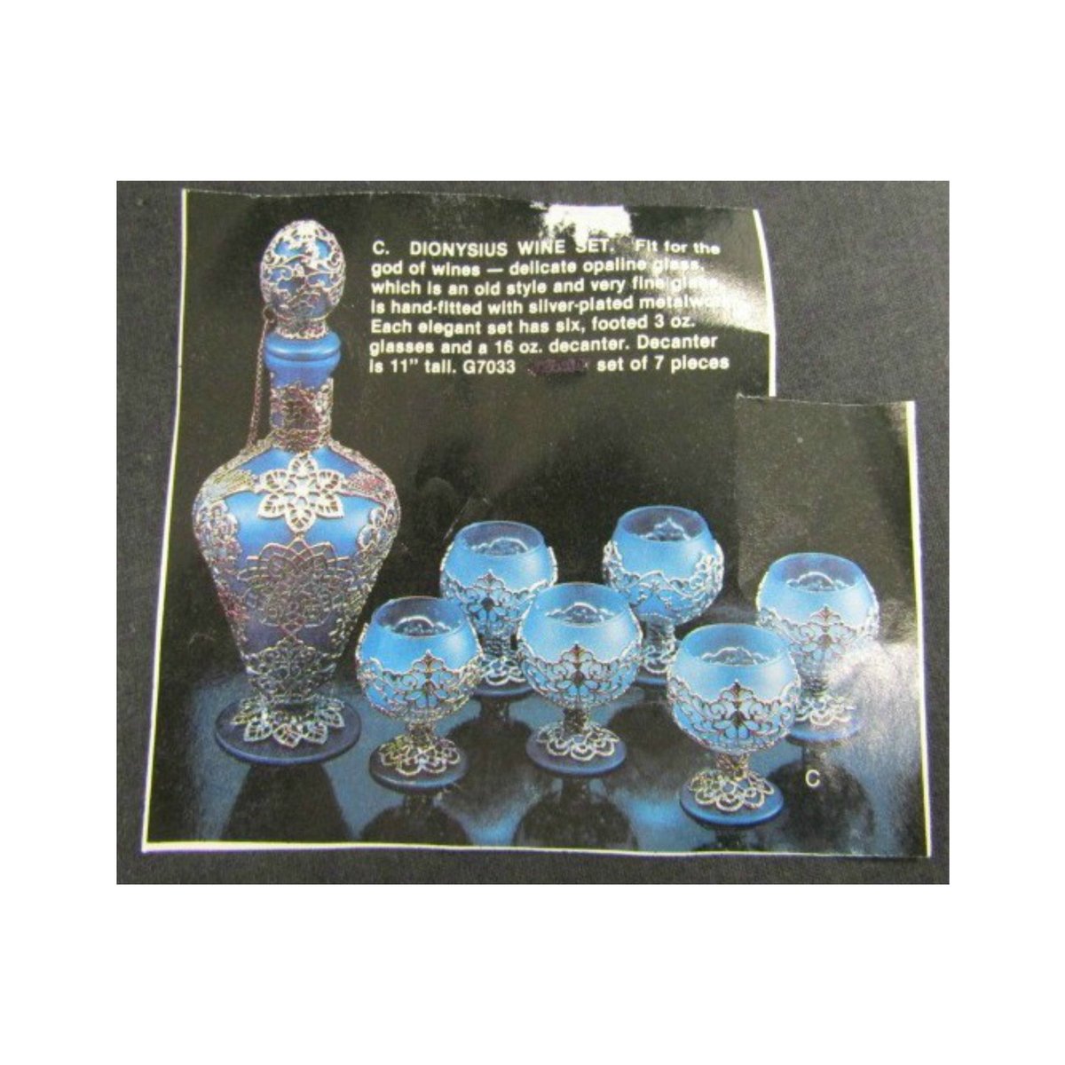 JunkYardBlonde's tweet photo. Silver Overlay Sky Blue Decanter Set https://t.co/f64dl4Ljfm #Gotvintage #Etsysellsvintage #JunkYardBlonde #SilverOverlay https://t.co/sEYf53VC6z