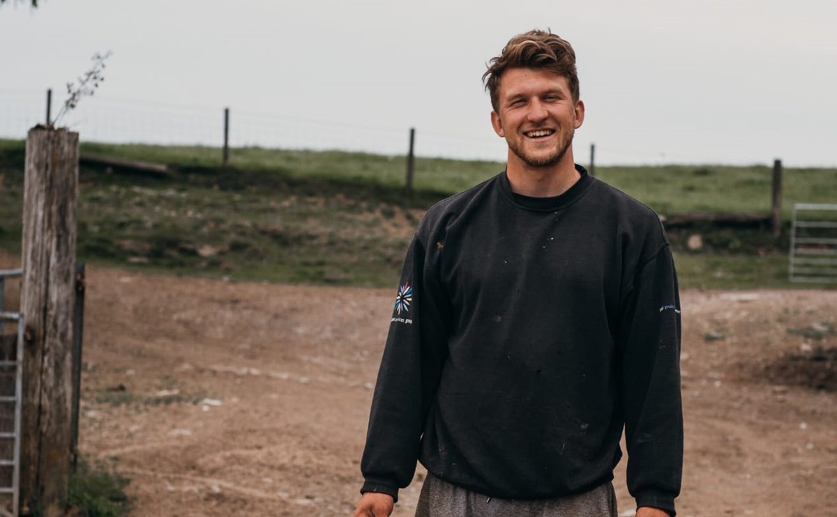 RMDPcymru's tweet photo. A farmer from Pentyrch has seen many benefits as part of the #HillRamScheme. Read about his experience below 👇
Mae ffermwr o Bentyrch wedi cael budd o fod yn rhan o'r #CynllunHyrddodMynydd. Darllenwch am brofiad Ben Williams isod 👇
https://t.co/Hvi3JcHFlF
#RDP #RMDP #HillRam https://t.co/hGAXfMnBIT