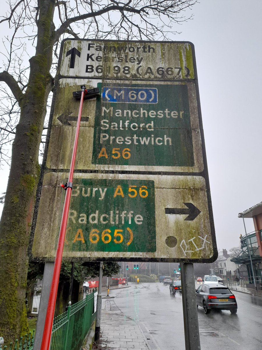 CleaningTcs's tweet photo. What a horrible day for window cleaning 🌧 so I went round my local town cleaning some road signs 🧼🧽

Any1 who spots a sign that needs some TLC feel free to DM and I'll clean it free of charge 🙂

#communityspirit #ilovewhitefield #local #Whitefield #Bury https://t.co/XgxGWkP2AF