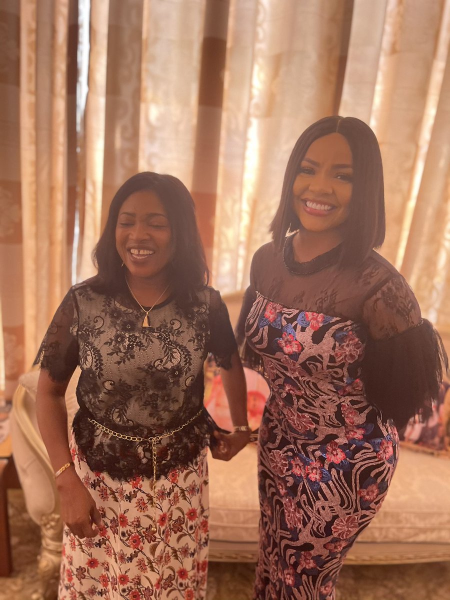 nengiofficial's tweet photo. Had an amazing time as usual with my Mummy...  Mrs Gloria Diri, Bayelsa State First Lady https://t.co/Bnl7gZPmlE