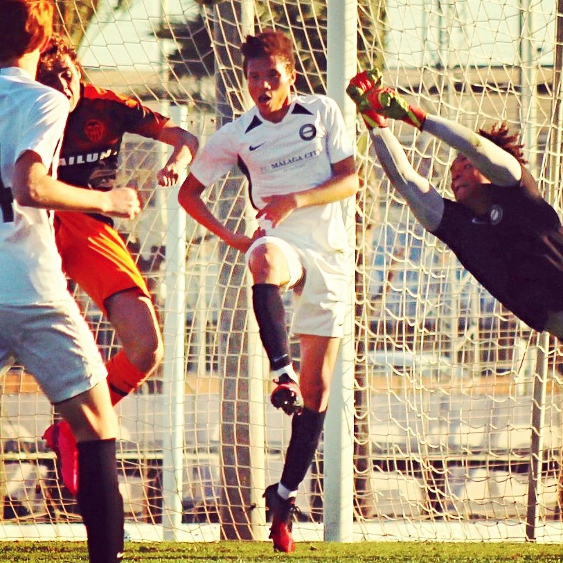 🇺🇸 Not today, Valencia! 🇪🇸

#adriencushing #cushingboys #cushingfam #spain #malaga #valencia #laliga #divisiondehonor #dc #washingtondc #soccer #soccerlife #fifa  #athlete #football #futbol #usa #ussoccer #usmnt #DMVbred #RepDMV #KingdomofCush