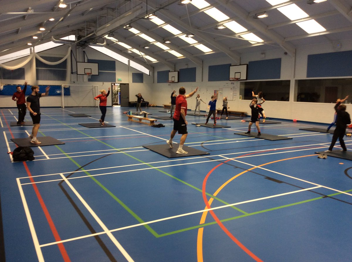CastleCourtPrep's tweet photo. Let’s get #physical - today’s sports challenge in #Year6.  Here are #criticalworkerchildren doing the fitness routine in school #virtuallearningisfun #castlecourtsport #castlecourtcollaborative https://t.co/Z9n01Wpsl1