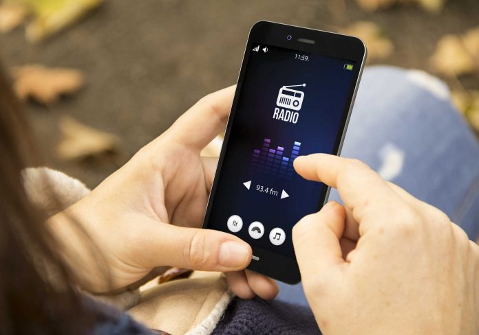 RadyoEvreni İle Kesintisiz Müziğin Keyfini Çıkarın #radyoevreni #muzik #radyo #uygulamaincele #mobiluygulama #mobil #uygulama zcu.io/AG7P