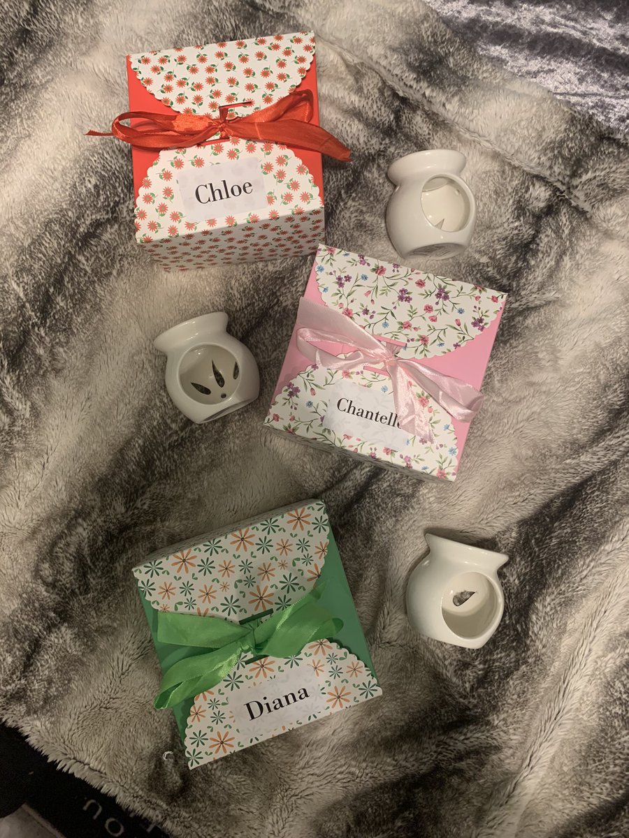 Our Lovely new Beauty Boxes are amazing and full of natural goodness. Take a look at our website for more of our organic range.
#instaskin #skincarejunkie #skincareroutines #skincarenatural #makeup #skincareproduct #beautytips #skincarejunkies #beautycare #beauty