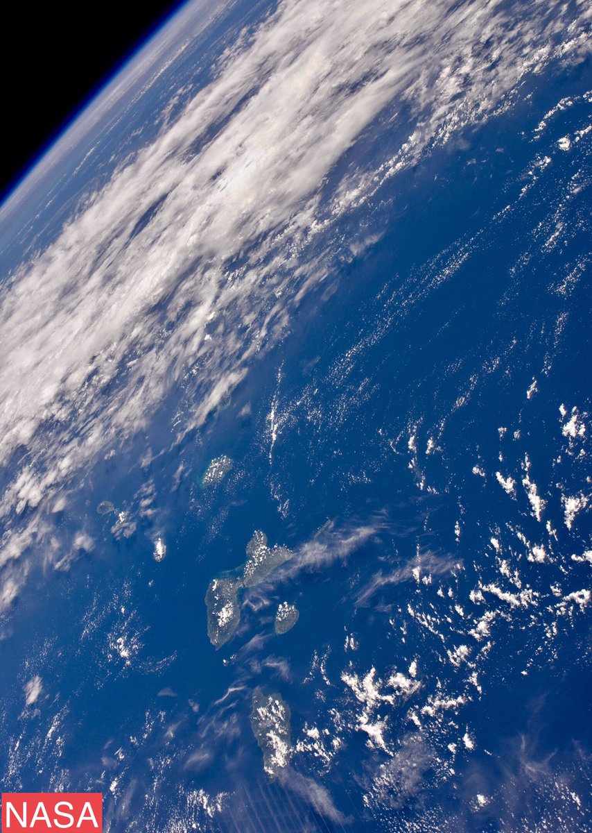 Martinique
Guadeloupe
La Station Spatiale Internationale sera visible à l'œil nu aujourd’hui (dans un ciel sans nuage) à 19h00 partout
 
  Conseil
  ⏰ alarme
  📸 photo souvenir
   
👨‍🚀 64 spacefacts.de/english/e_toda…
📷 NASA eol.jsc.nasa.gov/SearchPhotos/p…
🌎 Tracking esa.int/Science_Explor…