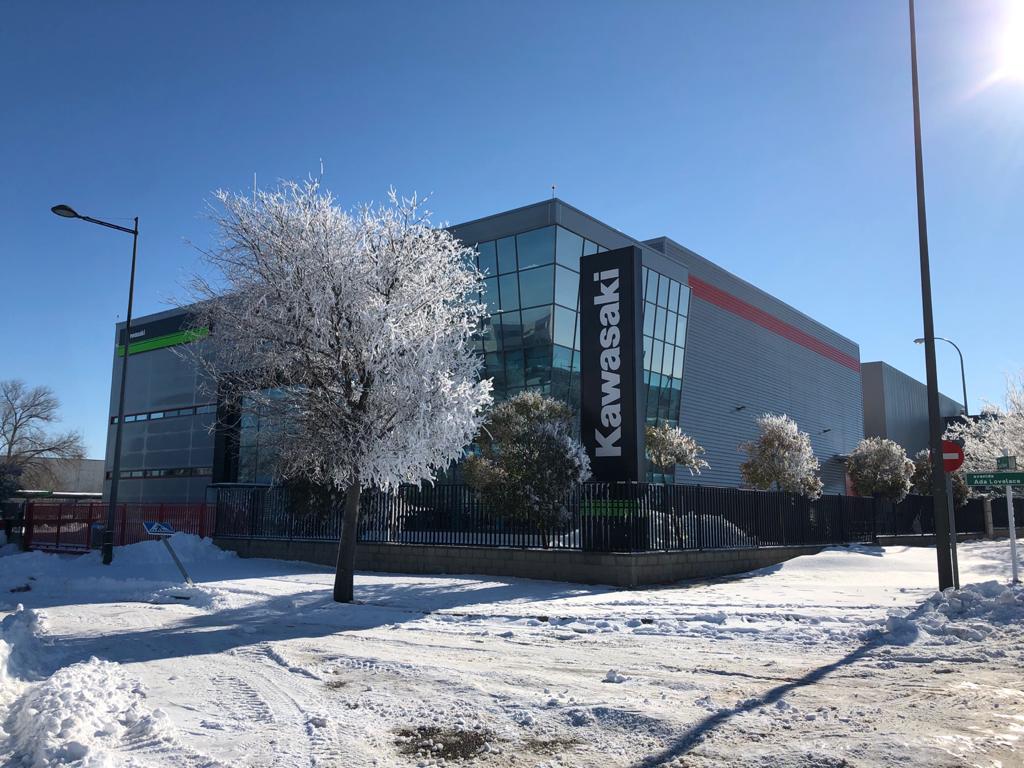 PekusMotor's tweet photo. Por fin estamos de vuelta. Nuestras instalaciones ya están abiertas y operativas en nuestro horario habitual. Si tienes cualquier duda puedes llamarnos al:  914 91 26 82 https://t.co/dCSJpsJqR5