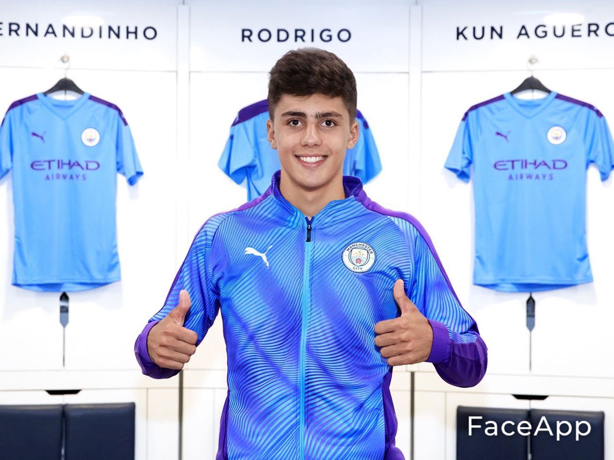 For every 10 likes ill make a Man City player look 10