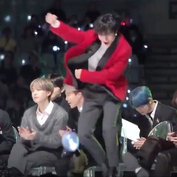 bts and txt being a loving & chaotic family — a thread