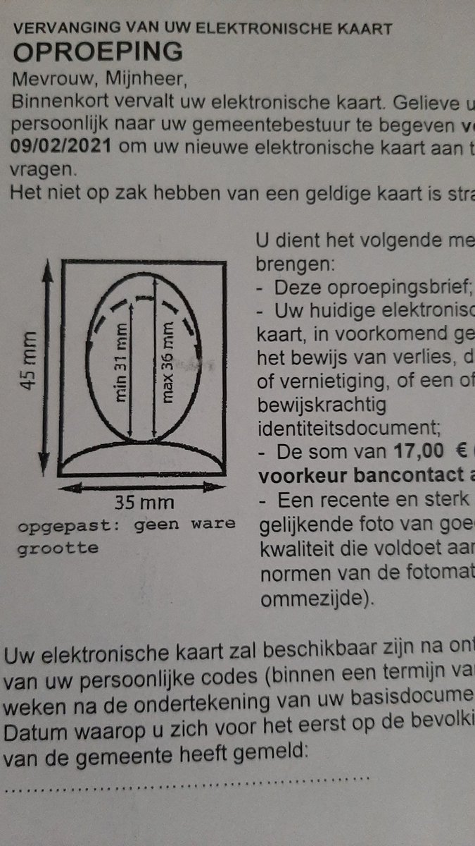 RikVergote's tweet photo. Is het nog van deze tijd om zich met een fysische foto aan te bieden voor een "e-id"? @AnneliesVl  #dtv https://t.co/eRicYg4jFt