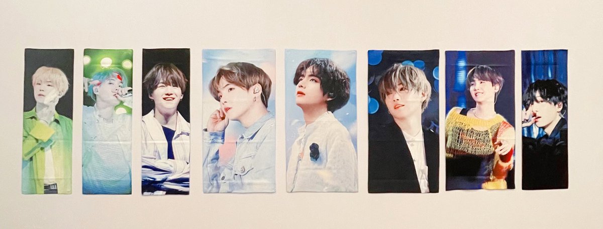 krysonyou's tweet photo. 🐱 슈가 슬로건 @majorscale_kr + 뷔 슬로건 @stuckonyou_v 🐯

#방탄소년단 #방탄굿즈 #슈가 #윤기 #뷔 #태형 #BTS #SLOGAN #CHERRINGKIT #V #TAEHYUNG #SUGA #YOONGI https://t.co/VlD07YWulZ