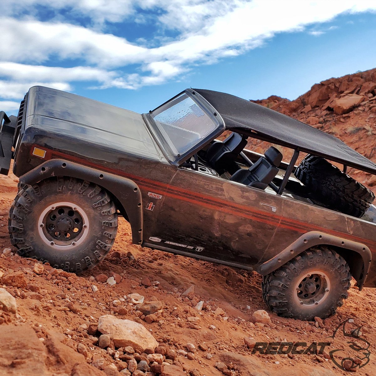 RedcatRacing's tweet photo. The Redcat Gen8 Axe edition - making the trek to the summit look easy. Where will your next #rcAdventure take you? Post up your hill top photos.
https://t.co/rQqeKajTez
#Gen8AXE #Gen8Nation #RCRGen8 #IHScout #Redcat #RedcatCreations #crawler #tinytruck #scaleRC https://t.co/O74OlReV7Z