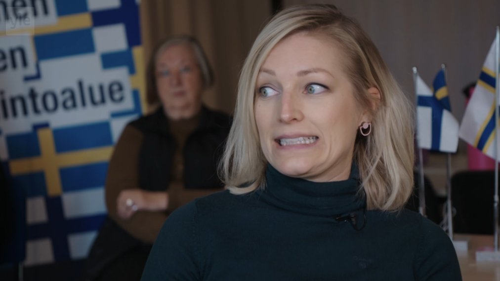 Interviewing Sweden-Finns.- If you talk with Finns, they are horrified about the situation in Sweden. Swedes are very trusting and believe what you tell them. 'Yes, this is the only way that is right. Sweden is the world champion in the pandemic.' I think it's a huge failure.