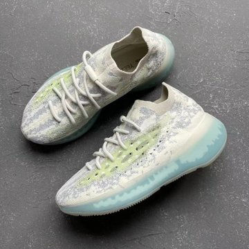 copmasterovic's tweet photo. Detailed Look at the adidas Yeezy Boost 380 "Alien Blue". 
https://t.co/PAp6ztPavb https://t.co/TjIFcfaJ3t